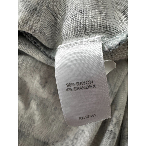 J.Jill Size XL Long Sleeve w/ stretch Blue Floral Print Knit Blouse - Picture 7 of 8